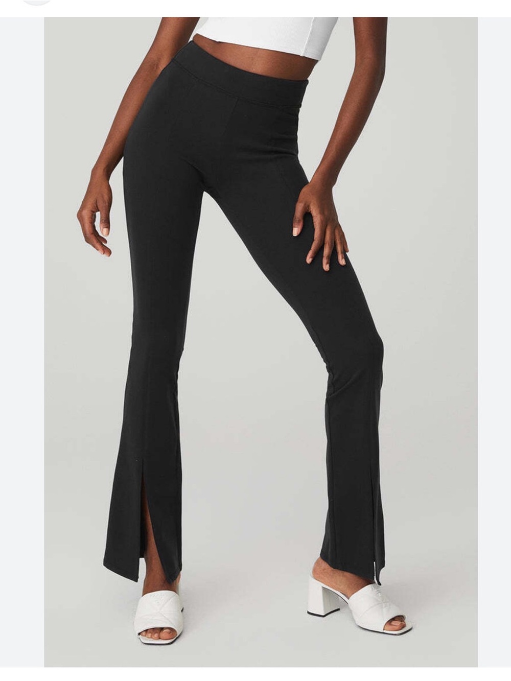 Alo Yoga AIRBRUSH HIGH-WAIST 7/8 FLUTTER LEGGING Black